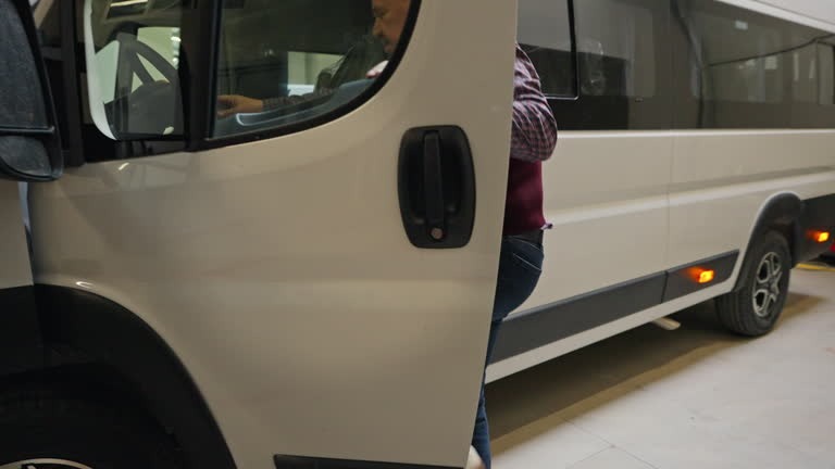 Residential & Commercial Garage Door Repair