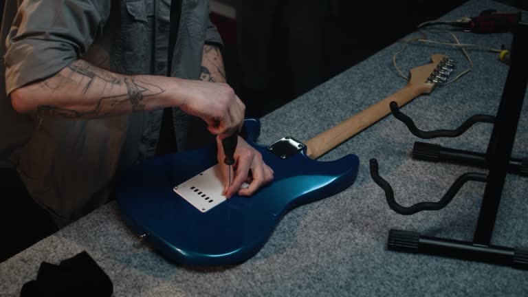 Build Confidence With a guitar setup course