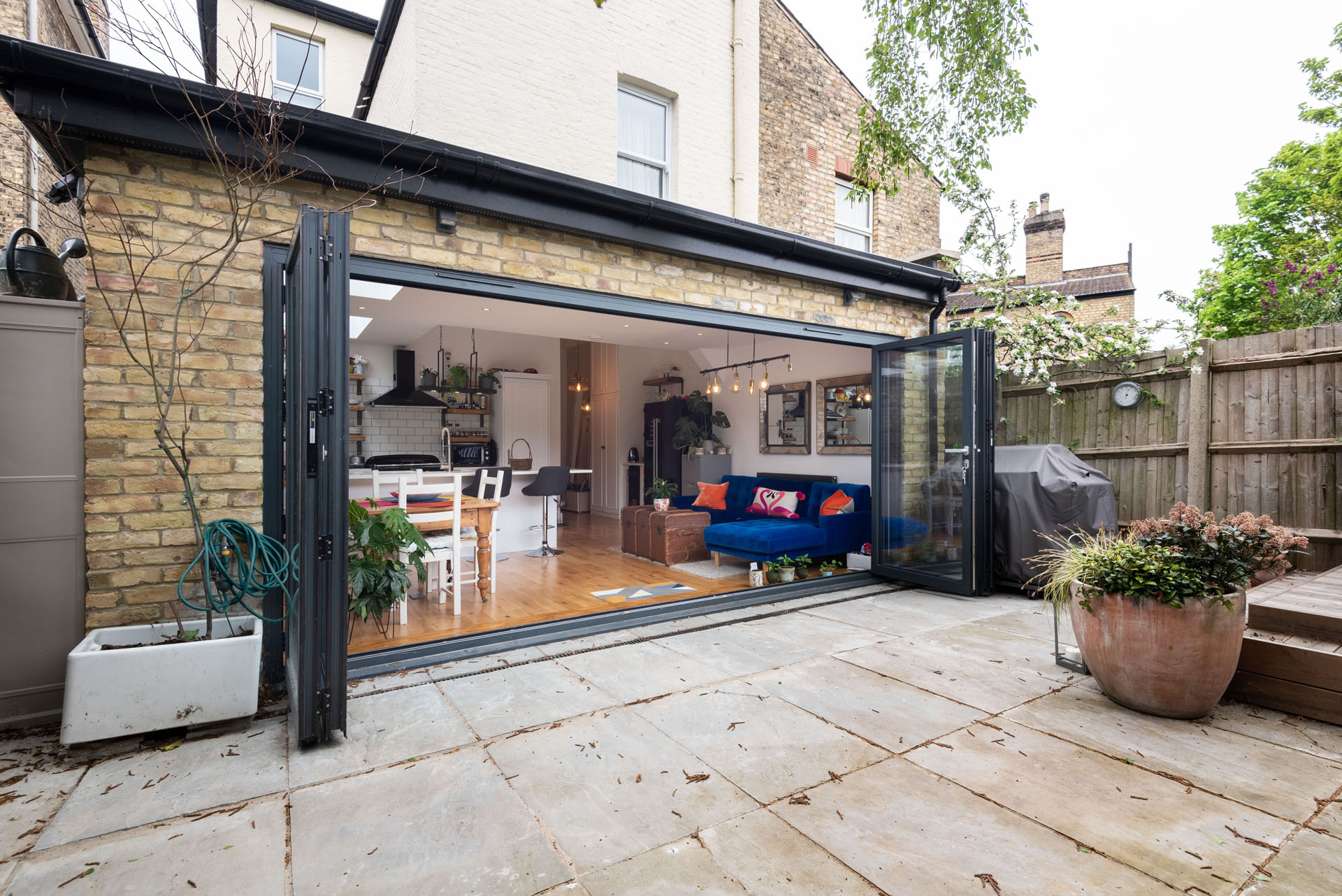 Best Flat Roof Extension London Solutions for Small Spaces