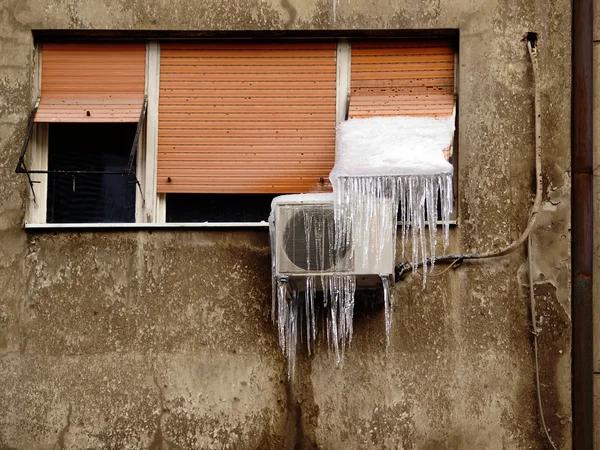 Window Air Conditioner with Heating for Bedrooms Offices and Living Spaces