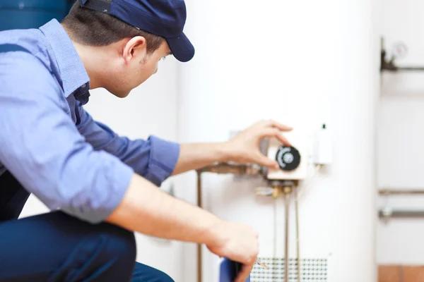 Homeowners' Guide to Choosing the Right Plumber Papillion
